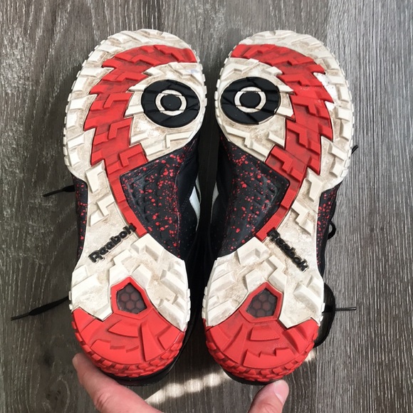 Reebok - Picture 9 of 17